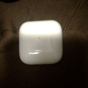 White Wireless Earbuds Charging Case